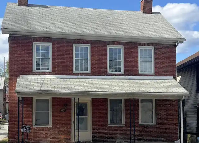Property at 139 W King St Unit A, Abbottstown, PA, 17301, 1 bed, 1 bath, [object Object]
