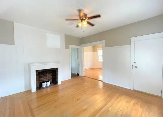 Property at 1 E Park Ter Unit 2, Worcester, MA, 01604, 3 beds, 1 bath, [object Object]