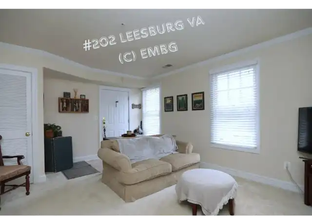 Property at 102 Dry Mill Rd SW #202, Leesburg, VA, 20175, 2 beds, 1 bath, [object Object]