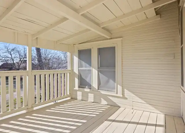 Property at 715 Porter St Unit 3, Taylor, TX, 76574, 2 beds, 1 bath, [object Object]