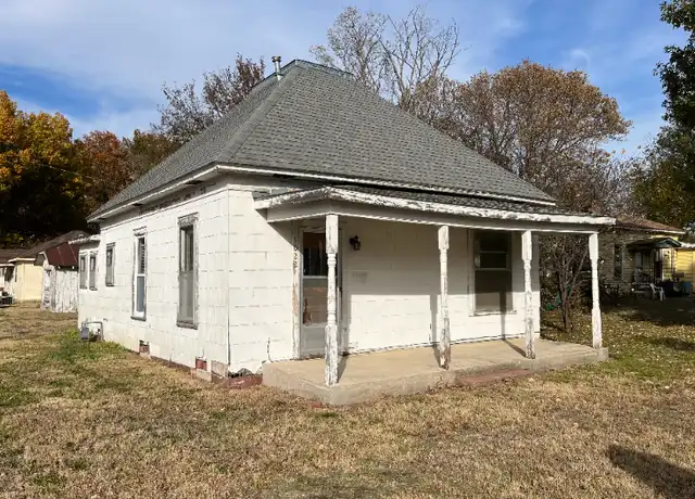 Property at 1022 Carolina St, Neodesha, KS, 66757, 2 beds, 1 bath, [object Object]