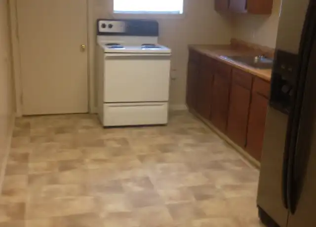 Property at 1362 Pitkin Rd Unit 8, Leesville, LA, 71446, 2 beds, 1 bath, [object Object]