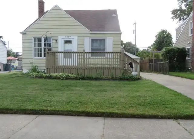 Property at 1607 N Alexander Ave, Royal Oak, MI, 48067, 3 beds, 2 baths, [object Object]