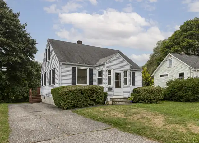 Property at 45 Longfellow Dr, Cape Elizabeth, ME, 04107, 3 beds, 1 bath, [object Object]