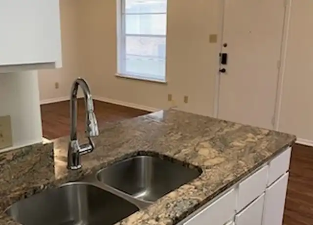 Property at 3214 Matthews Dr, Richland Hills, TX, 76118, 2 beds, 1.5 baths, [object Object]