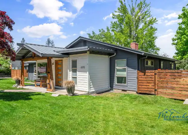 Property at 1075 Bellview Ave, Ashland, OR, 97520, 3 beds, 2 baths, [object Object]