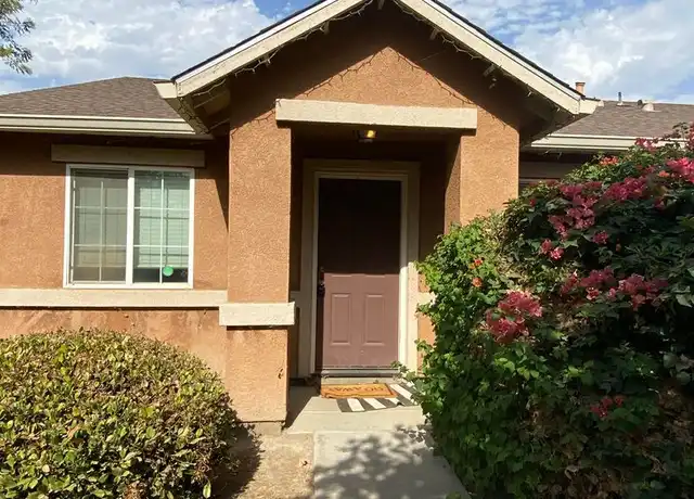 Property at 3238 N Newport St, Visalia, CA, 93291, 3 beds, 2 baths, [object Object]