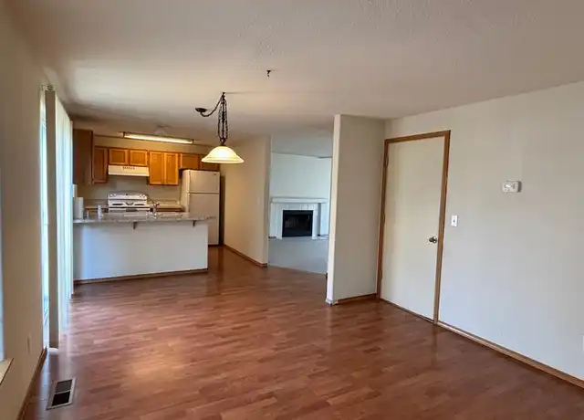 Property at 8925 SW 76th Pl, Portland, OR, 97223, 3 beds, 2.5 baths, [object Object]