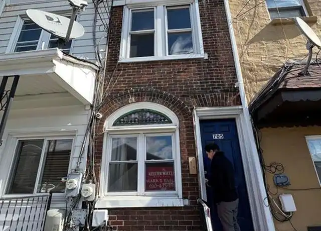 Property at 705 N Front St, Allentown, PA, 18102, 4 beds, 1 bath, [object Object]