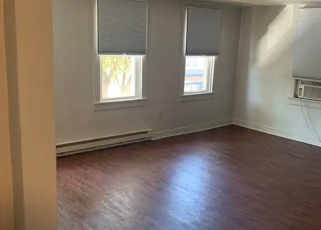 Property at 101 S Market St Apt 201, Elizabethtown, PA, 17022, 2 beds, 1 bath, [object Object]