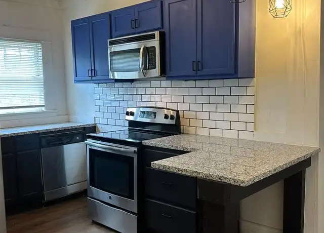 Property at 1229 8th Ave W Unit A, Birmingham, AL, 35208, 2 beds, 1 bath, [object Object]