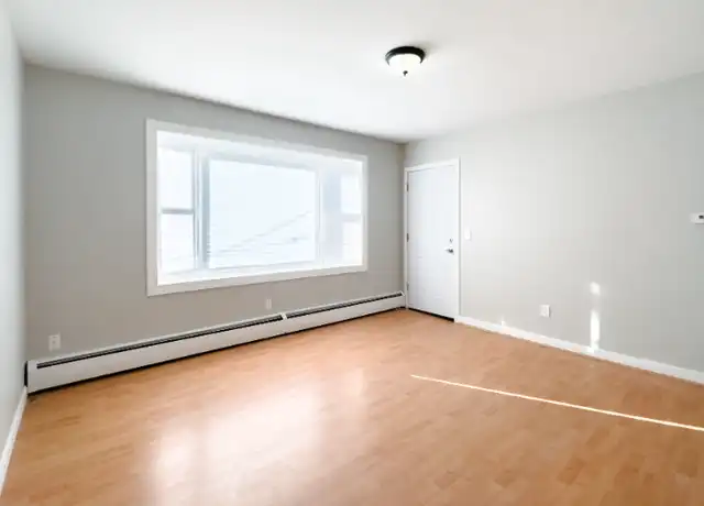 Property at 3 Weymouth St Unit 1, Fitchburg, MA, 01420, 2 beds, 1 bath, [object Object]