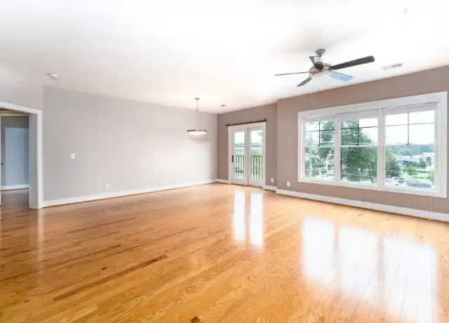 Property at 2920 Martinsville Rd #301, Greensboro, NC, 27408, 2 beds, 2 baths, [object Object]