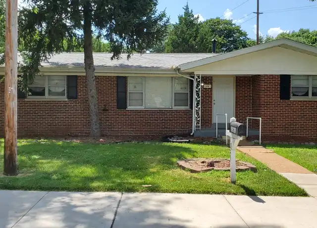 Property at 1361 N Florissant Rd, Saint Louis, MO, 63135, 3 beds, 2 baths, [object Object]