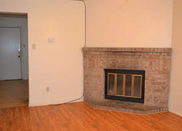 Property at 3053 Olympia Dr Unit 1, Denton, TX, 76209, 2 beds, 1 bath, [object Object]