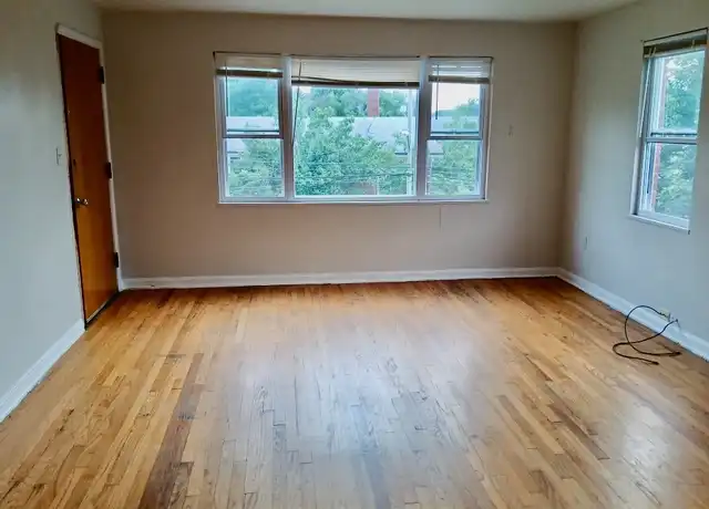 Property at 2657 Noble Rd, Cleveland, OH, 44121, 2 beds, 1 bath, [object Object]