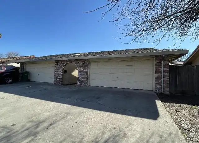 Property at 1720 Floyd Ave, Modesto, CA, 95355, 2 beds, 1 bath, [object Object]