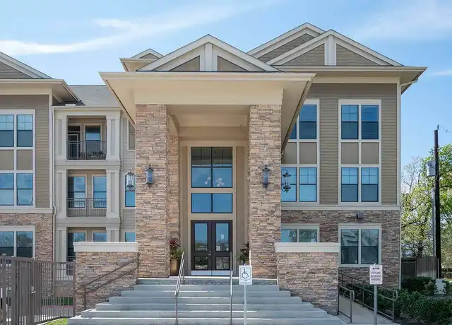 Property at 2121 Ella Blvd, Houston, TX, 77008, 1 bed, 1 bath, [object Object]