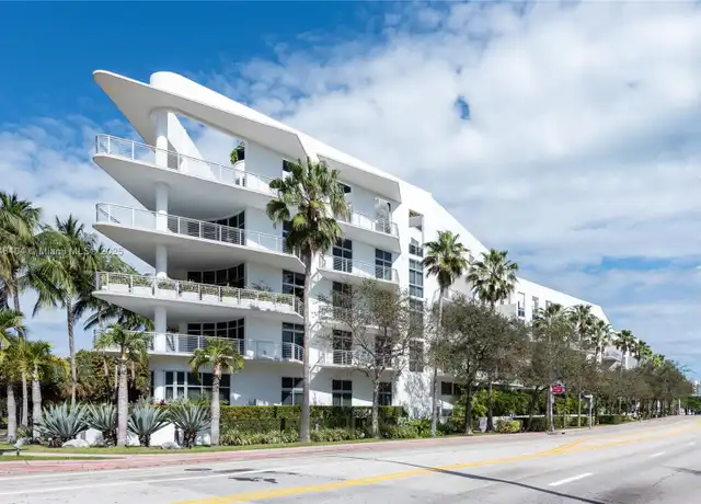 Property at 2001 Meridian Ave #325, Miami Beach, FL, 33139, 1 bed, 1.5 baths, [object Object]