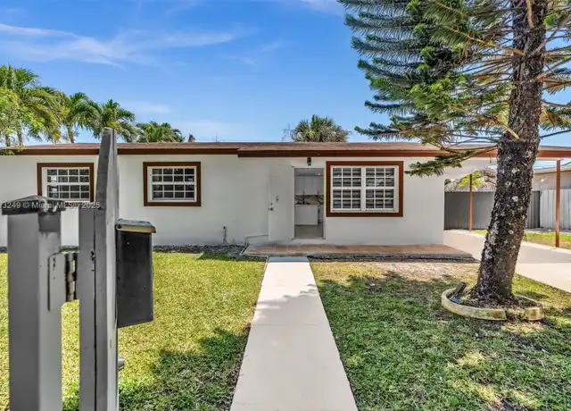 Property at 11790 SW 34th St, Miami, FL, 33175, 3 beds, 2 baths, [object Object]