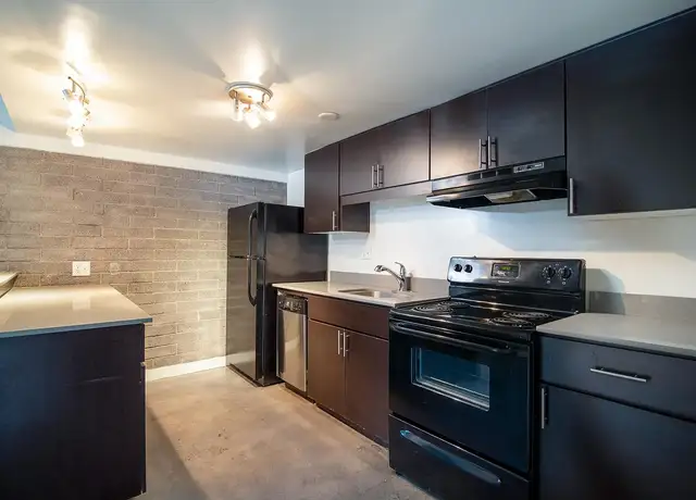 Photo of 121 E Broadway Rd, Tempe, AZ 85282