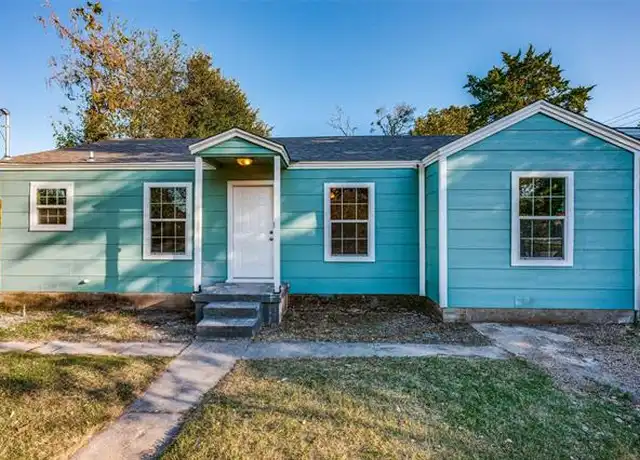 Property at 4206 Robert L Parish SR Ave, Dallas, TX, 75210, 4 beds, 2 baths, [object Object]