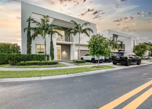 Property at 7446 NW 99th Ct, Doral, FL, 33178, 4 beds, 4 baths, [object Object]