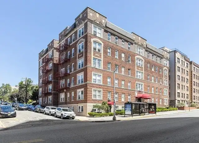 Property at 6045 JFK Blvd E Unit C8, West New York, NJ, 07093, 1 bed, 1 bath, [object Object]