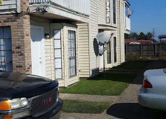 Property at 107 Oak Ridge Ave, Donaldsonville, LA, 70346, 2 beds, 1.5 baths, [object Object]