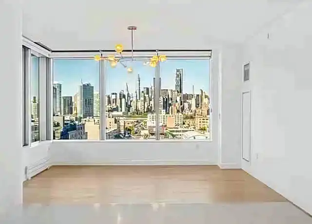 Property at 3 Court Sq W Unit 711, Long Island City, NY, 11101, 1 bed, 1 bath, [object Object]