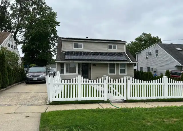 Property at 899 Bowling Green Dr, Westbury, NY, 11590, 4 beds, 3 baths, [object Object]