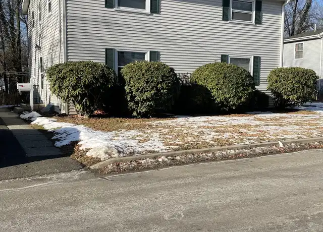 Property at 19 Bloomfield Dr, Fairfield, CT, 06825, 2 beds, 1 bath, [object Object]