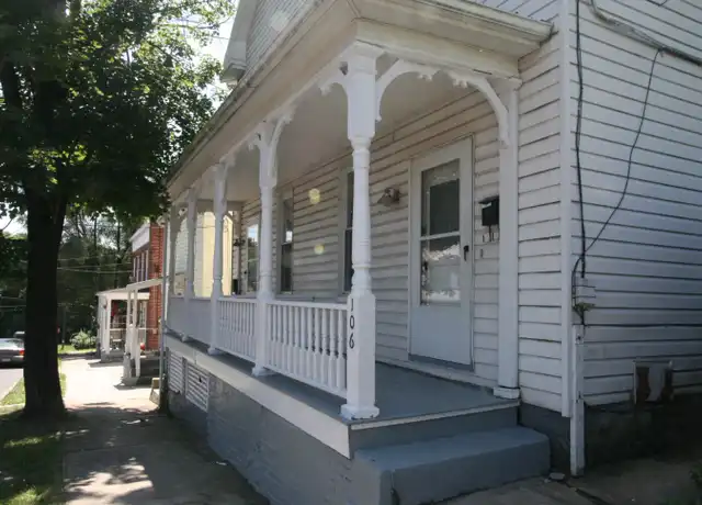 Property at 106 E South St, Martinsburg, WV, 25401, 3 beds, 1.5 baths, [object Object]