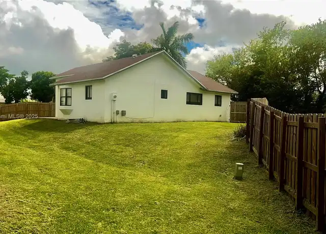 Property at 13549 SW 285th Ter, Homestead, FL, 33033, 3 beds, 2 baths, [object Object]