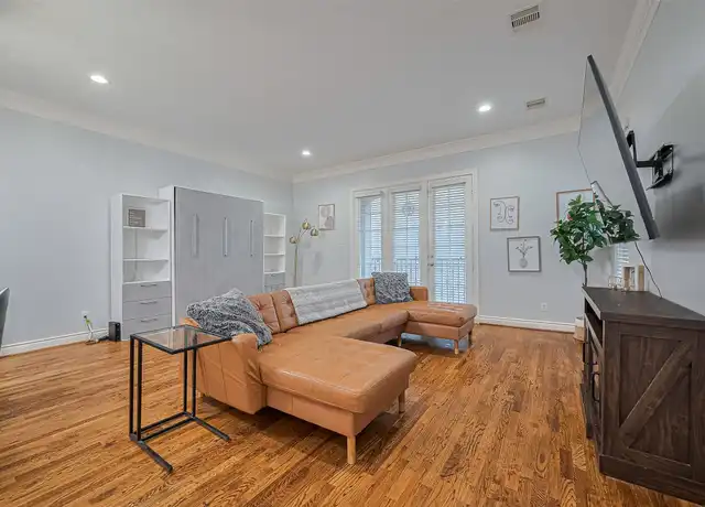 Property at 1606 Colorado St, Houston, TX, 77007, 2 beds, 2 baths, [object Object]