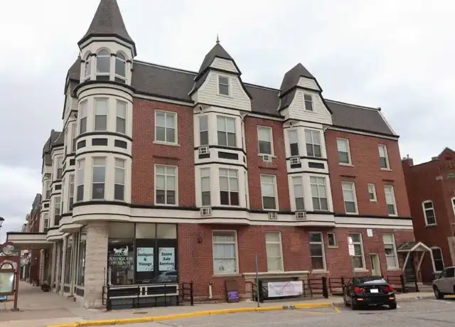 Property at 204 E Main St Unit 209, Reedsburg, WI, 53959, 1 bed, 1 bath, [object Object]