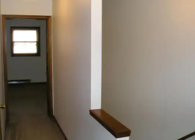 Property at 28 Pine Ridge Ct Unit 4, Watertown, WI, 53094, 2 beds, 1.5 baths, [object Object]