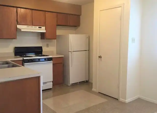 Property at 9809 Roxanna Dr Unit D, Austin, TX, 78748, 2 beds, 1 bath, [object Object]