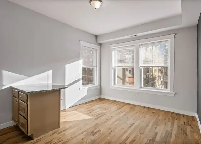 Property at 7450 N Greenview Ave Unit 7456-3C, Chicago, IL, 60626, 2 beds, 1 bath, [object Object]