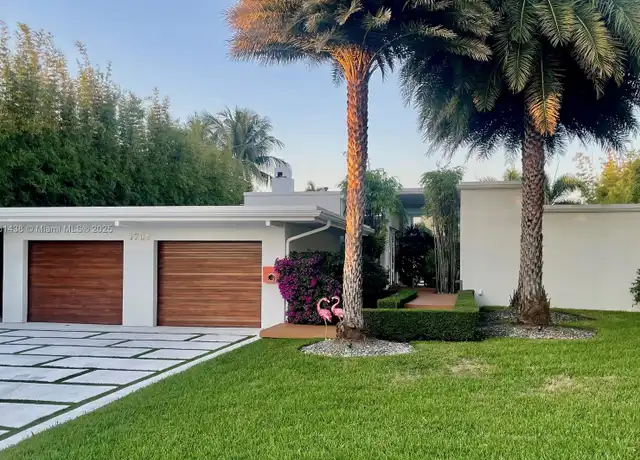 Property at 1701 SE 11th St, Fort Lauderdale, FL, 33316, 3 beds, 2 baths, [object Object]