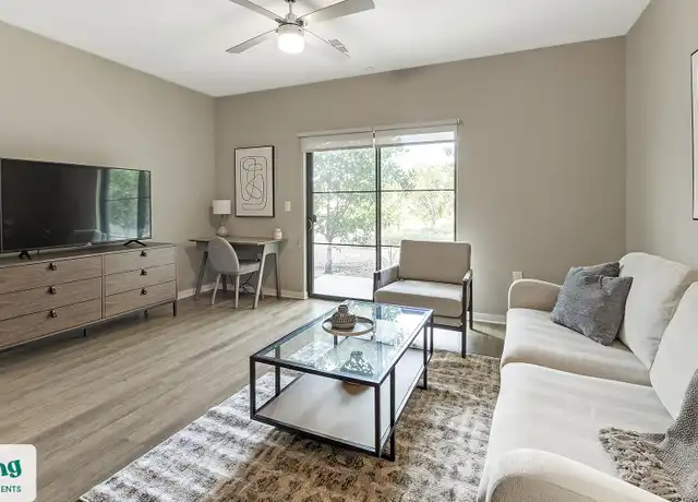 Property at 402 W Lincoln St, Phoenix, AZ, 85003, 1 bed, 1 bath, [object Object]