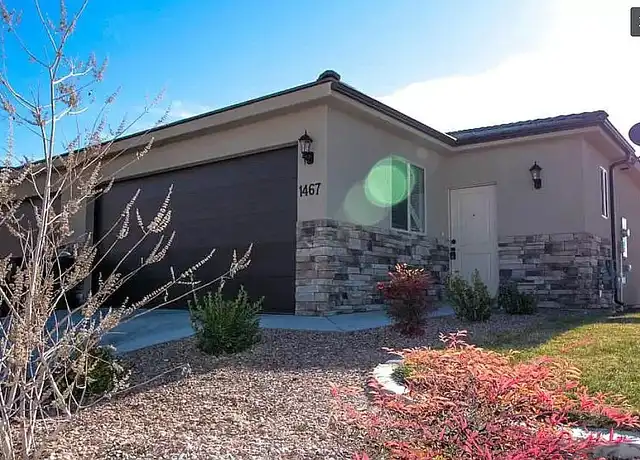 Property at 1467 Clinton Way, St George, UT, 84770, 3 beds, 2.5 baths, [object Object]