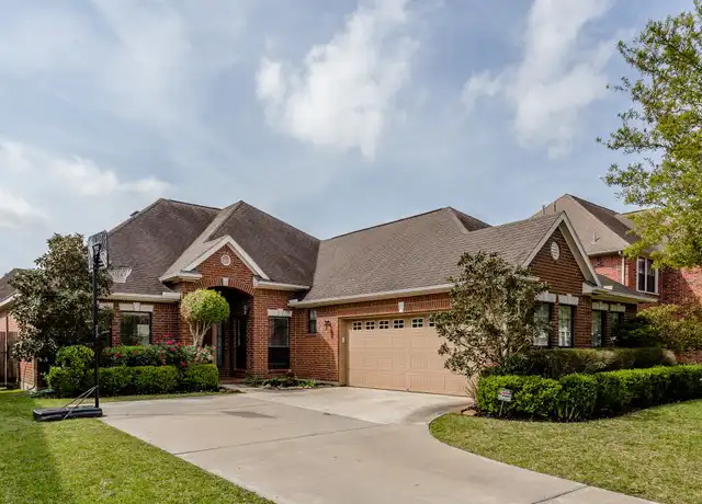 Property at 6706 Ashworth Dr, Sugar Land, TX, 77479, 3 beds, 2 baths, [object Object]