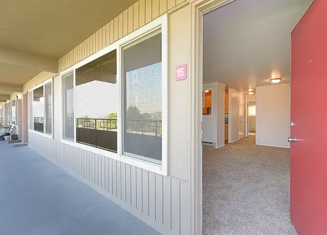 Property at Lynn Vista - 831 W Nickerson St, Seattle, WA, 98119, 1 bed, 1 bath, [object Object]