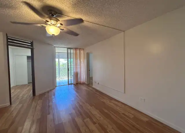 Property at 1260 Richard Ln #209, Honolulu, HI, 96819, 3 beds, 1 bath, [object Object]