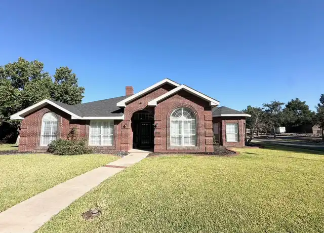 Property at 1800 Dukes Dr, Midland, TX, 79705, 3 beds, 2.5 baths, [object Object]
