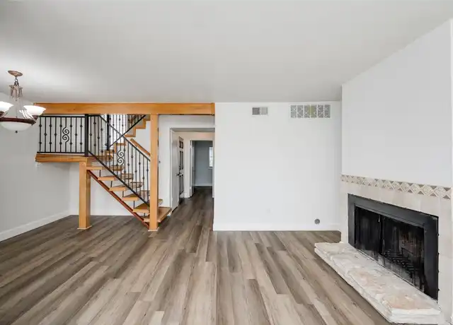 Property at 6910 Hart Ln #806, Austin, TX, 78731, 3 beds, 3 baths, [object Object]