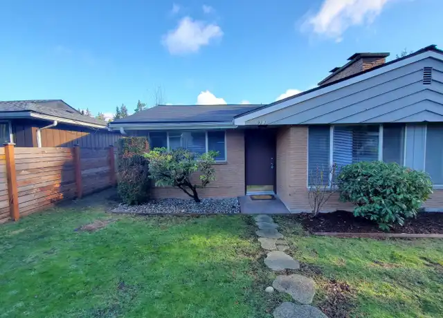 Property at 931 N 163rd St Unit 933, Seattle, WA, 98133, 1 bed, 1 bath, [object Object]