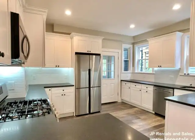 Property at 34 Evergreen St, Jamaica Plain, MA, 02130, 2 beds, 2 baths, [object Object]