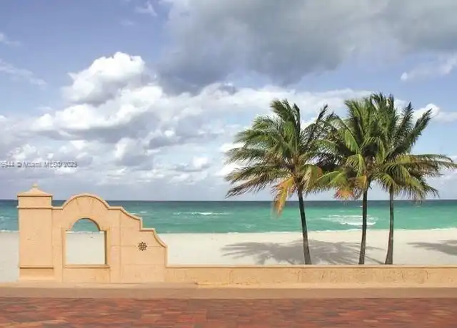 Property at 319 Tyler St, Hollywood, FL, 33019, 2 beds, 1 bath, [object Object]